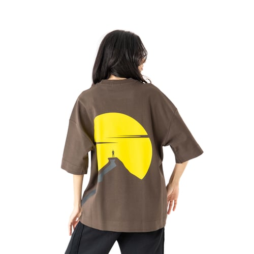 تيشيرت أوفر سايز بني «الغروب»