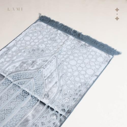 سجادة صلاة حرير - سماوي