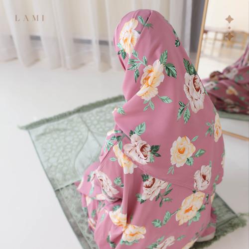 طقم عبير الورد وردي