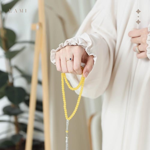 شرشف صلاة بيج فاتح