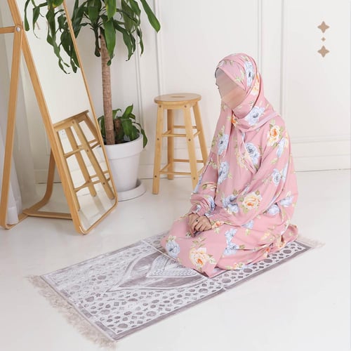 طقم عبير الورد خربزي