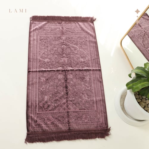 سجادة صلاة حرير - عنابي