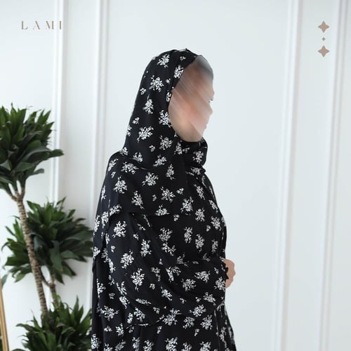 شرشف صلاة مشجر اسود