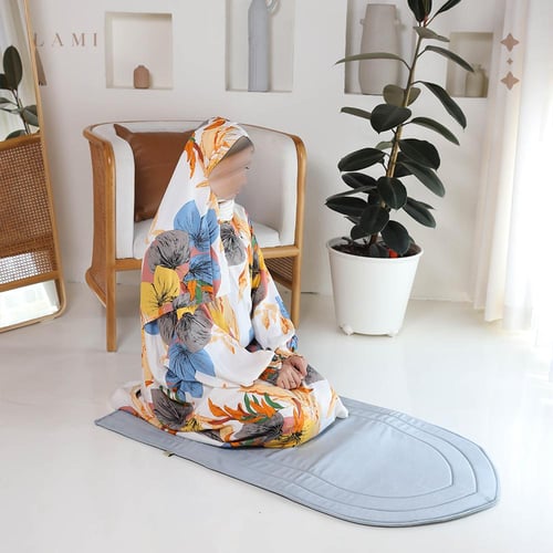 طقم صلاة تُقى - اوف وايت