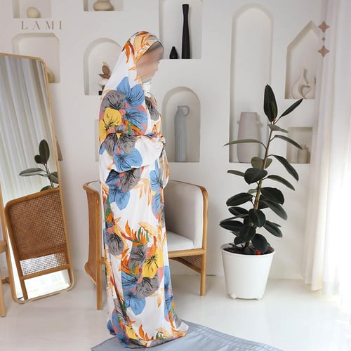 طقم صلاة تُقى - اوف وايت