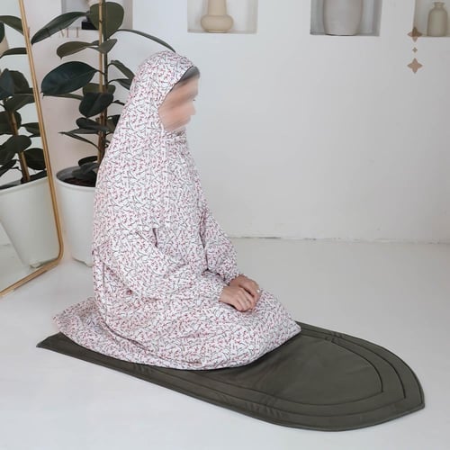 طقم صلاة سكينة- ابيض