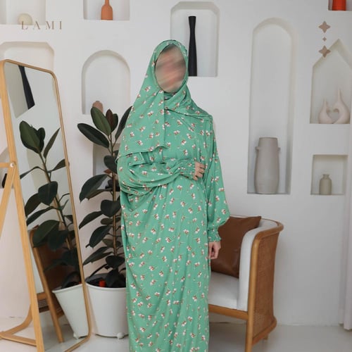 شرشف صلاة مشجر اخضر