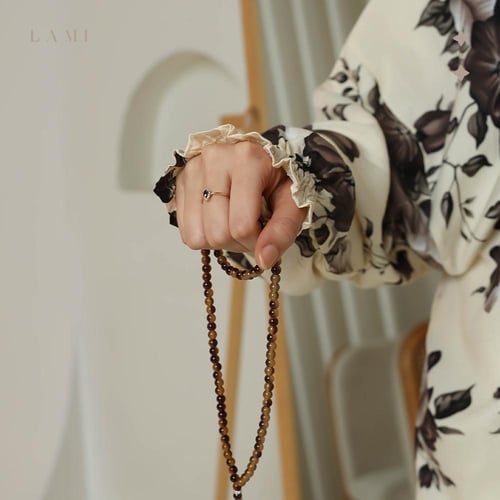 شرشف صلاة مشجر اوف وايت