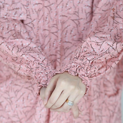 شرشف صلاة مشجر وردي