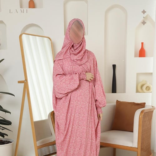 شرشف صلاة مشجر وردي