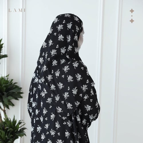 شرشف صلاة مشجر اسود