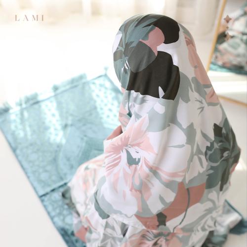 طقم شرشف صلاة مشجر - تيفاني