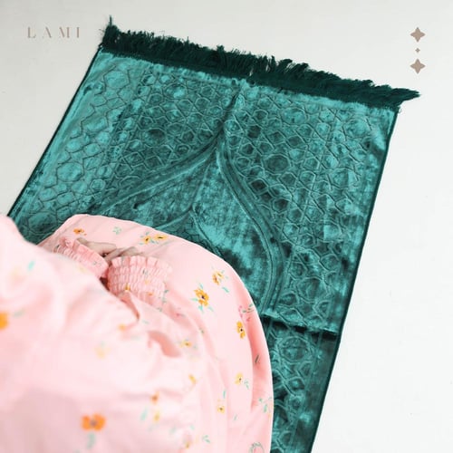 طقم صلاة زهرة الياسمين خربزي