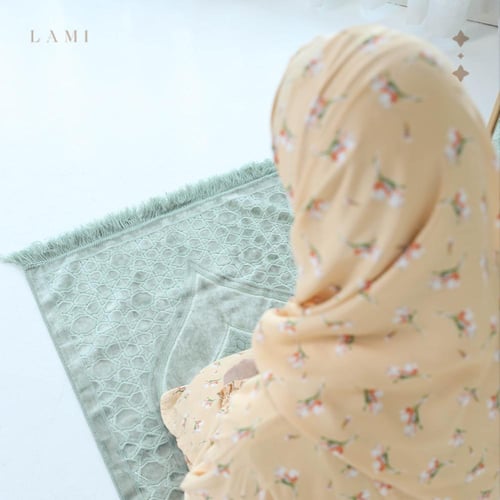 طقم شرشف صلاة مشجر - بيج