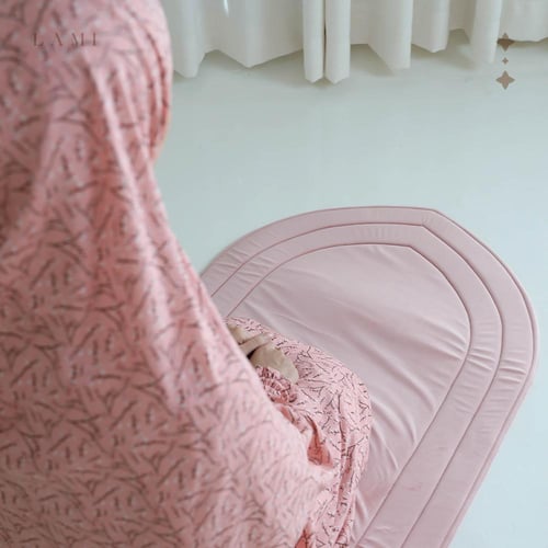 طقم صلاة سكينة- وردي