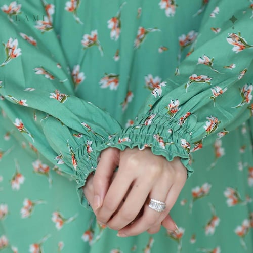 شرشف صلاة مشجر اخضر