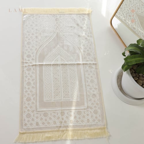 سجادة صلاة حرير - اوف وايت