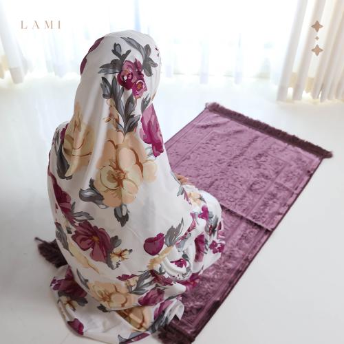 طقم زهرة الندى ابيض