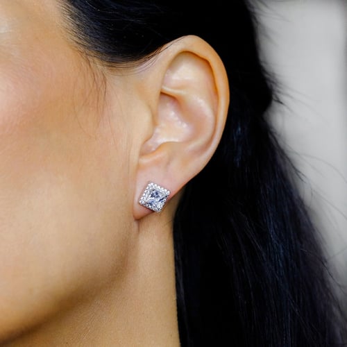 حلق ذا اريا - The Arya