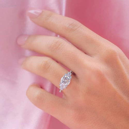 خاتم ذا موون - The Moon