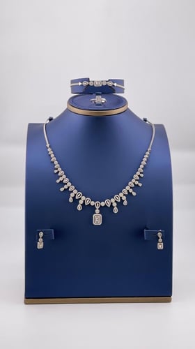 طقم ابيضّ دقة ألماس