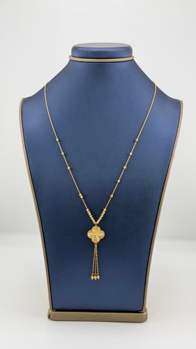 عقد ذهب تصميم وردة