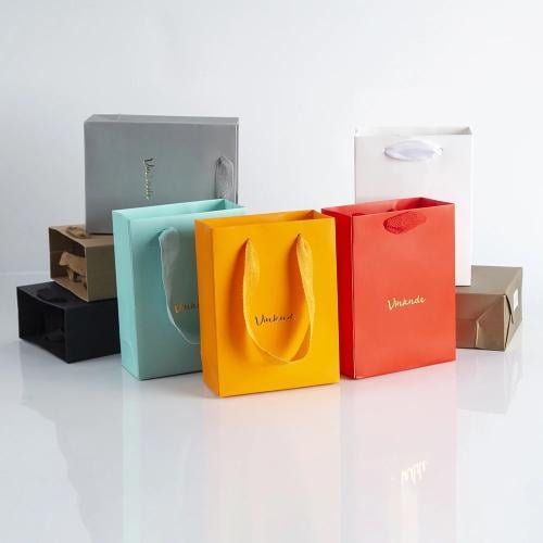 اكياس مجوهرات وهدايا