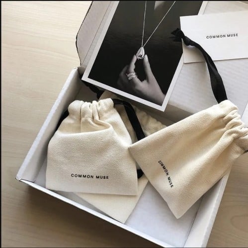 أكياس قماش احجام مختلفه