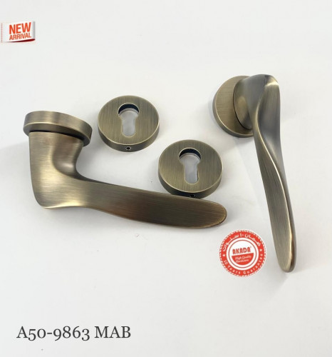 قبضة باب | Akada