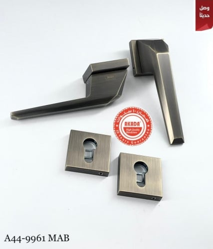 قبضة باب | Akada