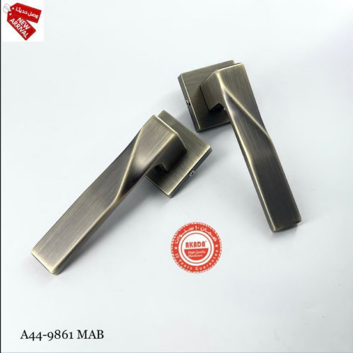 قبضة باب | Akada