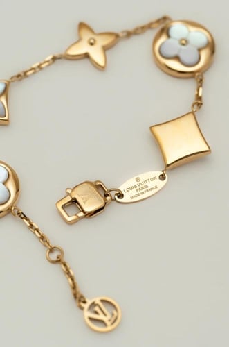 أساور لويس فيتون فلاورز ماستر