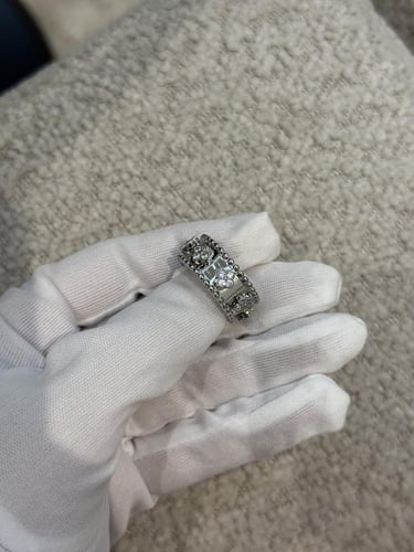 خاتم فان كليف فضي من مجموعة بيرلي