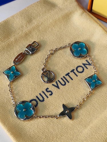 أساور لويس فيتون فلاورز ماستر