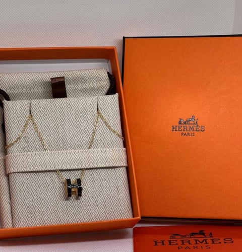 سلسال هيرمز أسود