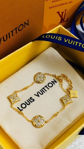 سوار لويس فيتون لوقو مع كريستال