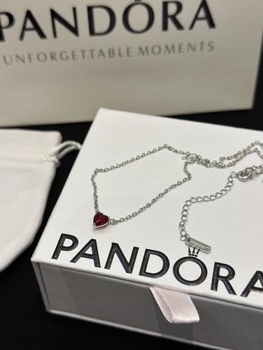 سلسال باندورا قلب أحمر الشكل الجديد