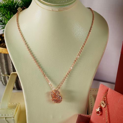 سواروفسكي البطة روز قولد ماستر كواليتي