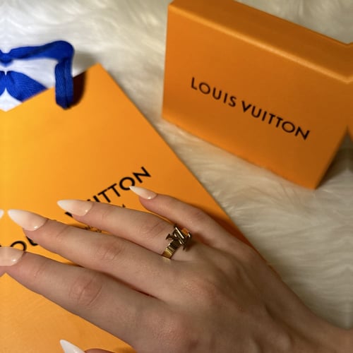 خاتم لويس فيتون