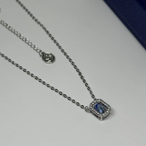 سلسال سواروفسكي ميلينيا ازرق