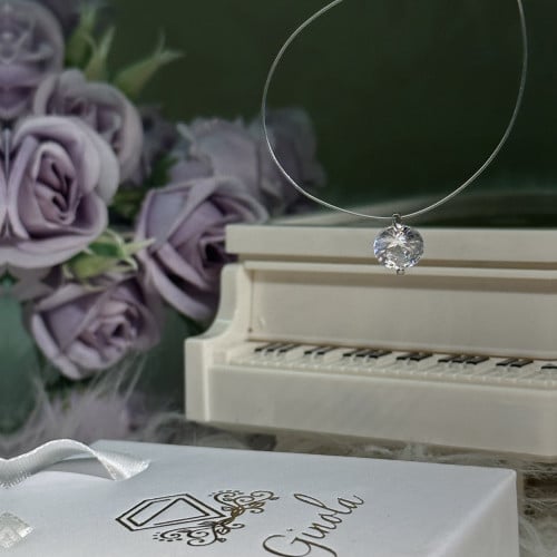 سلسال مرصعة بالكريستال الأبيض