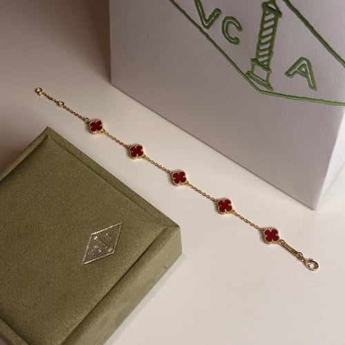 سوار فان كليف وردات ميني