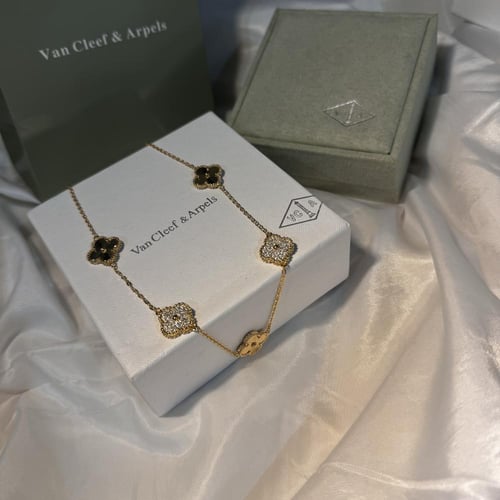 سلسال فان كليف ذهبي فصوص ٥ وردات