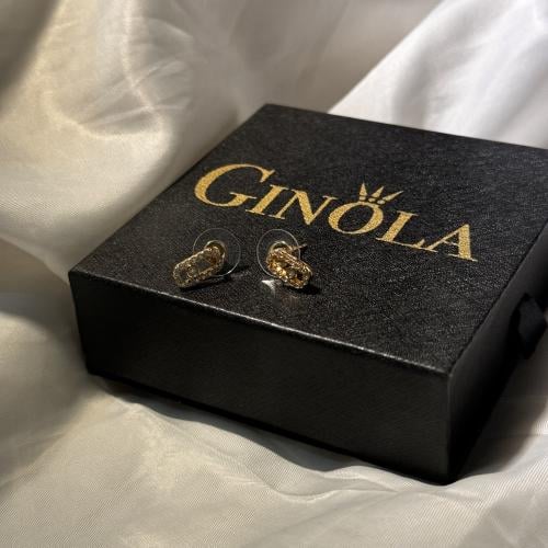 حلق ميسيكا ذهبي صغير