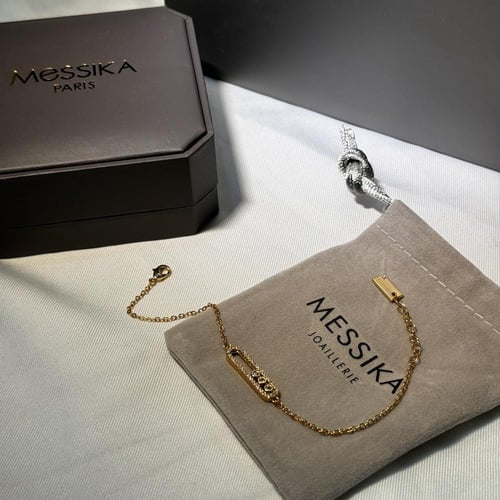 سوار ميسيكا ذهبي