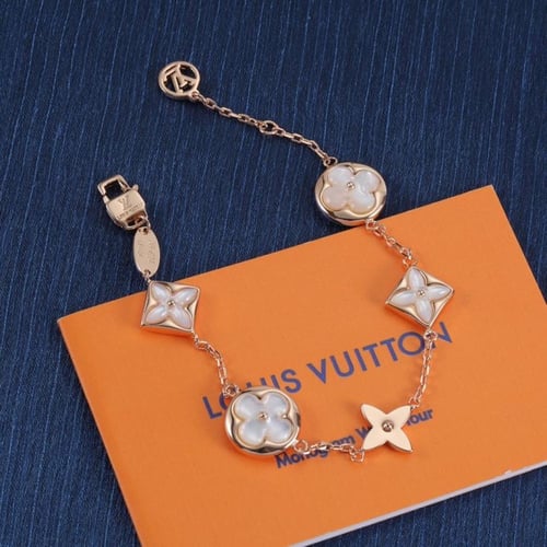 أساور لويس فيتون فلاورز ماستر