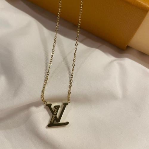 سلسال لويس فيتون شعار الماركه