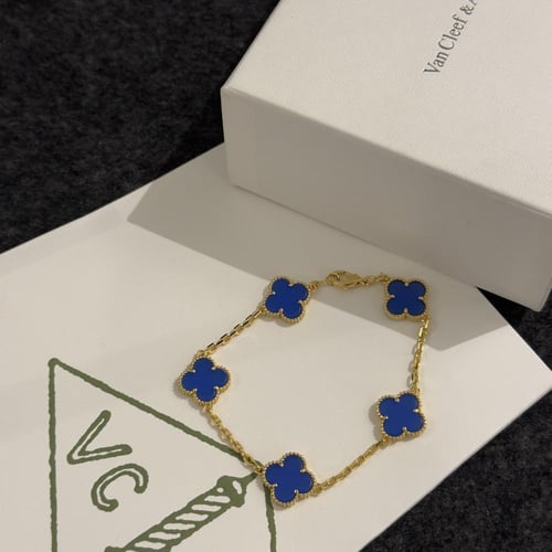 سوار فان كليف ازرق وردات صغيرة