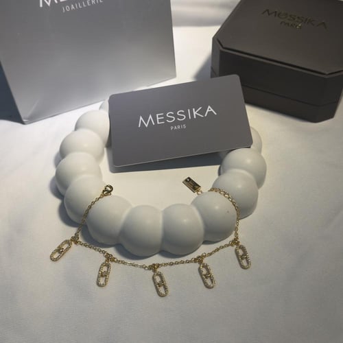 اسوارة ميسيكا ناعمه لوقو مكرر اللون الذهبي