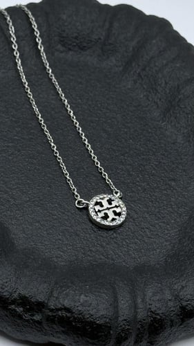 سلسال توري بورش فضي بفصوص